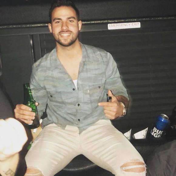 Meet your Posher, Kyle - Picture 1 of 1